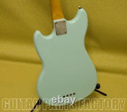 037-4570-557 Squier by Fender Classic Vibe'60s Mustang Bass Surf Green