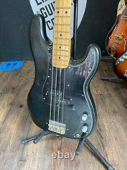 1976 Fender Precision Bass Guitar (Made in USA, Vintage, Great Condition)