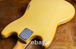 1978 Fender USA American Musicmaster Bass guitar Olympic White cool vintage