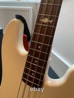 1980s Marlin Sidewinder Bass Cream superb condition