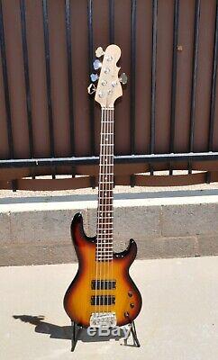 1985 G&L L-5500 5-string Electric Bass Guitar Sunburst G&L Case Leo Fender USA