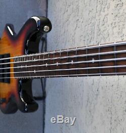 1985 G&L L-5500 5-string Electric Bass Guitar Sunburst G&L Case Leo Fender USA