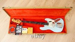 1997 Fender Custom Shop'62 Jazz Bass Stack Knob Cunetto Relic Sonic Blue