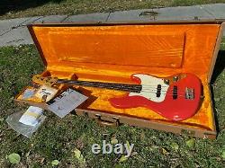 1998 Fender Custom Shop Stack Knob Jazz Bass Fiesta Red Cunetto 1960's Relic
