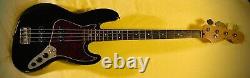 2000 Fender Deluxe Jazz Bass Active MIM Mexico Black Rosewood F/B