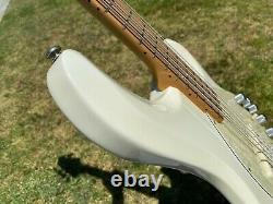2001 Music Man Stingray 5H 5 String Piezo White Bass Guitar