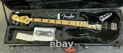 2013 Fender American Deluxe Jazz Bass Black & Maple