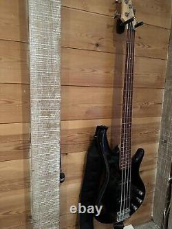 4 string bass guitar used Ibanez