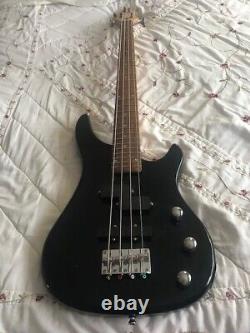 4 string bass guitar used in Black