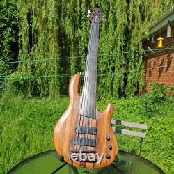 6 String fretless bass guitar by João Gravina Brazilian Luthier