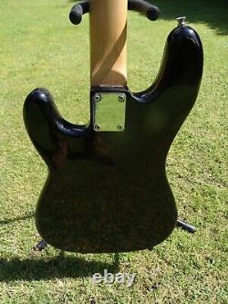 A Rockjam Bass Electric Guitar 4 String