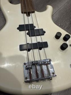 Aria Pro II Fretless Bass Guitar'the Cat Series' Circa 1980