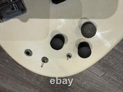 Aria Pro II Fretless Bass Guitar'the Cat Series' Circa 1980