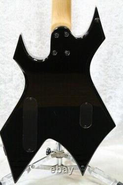 B. C. Rich warlock bass Black