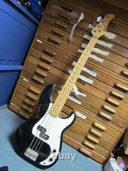 Bass Cort Electric Black Guitar