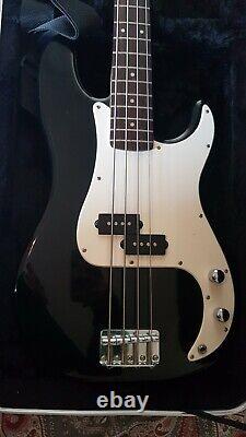 Bass Guitar Fender S-Quire P-BASS (precision bass)