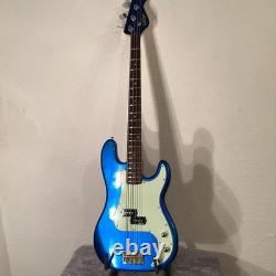 Bass Guitar V4 SB rrp £400 1/2 pr £199.99