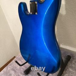 Bass Guitar V4 SB rrp £400 1/2 pr £199.99