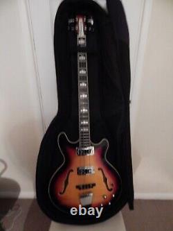 Chowny CHB-1 Semi-Hollow Short Scale Bass, SunBurst with Atherton Pro Gig Bag