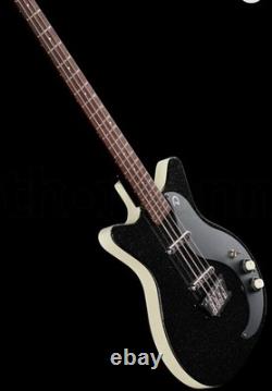 Danelectro DC59 Bass Guitar Black Short Scale with Case Excellent Condition