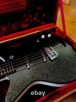 Danelectro DC59 Bass Guitar Black Short Scale with Case Excellent Condition