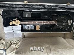 ERNIE BALL MUSIC MAN Sterling bass guitar LEFT HANDED STINGRAY 4H