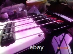 Electric fretless bass guitar 4 string