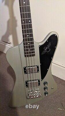Epiphone Limited Edition Thunderbird IV Electric Bass Guitar in Silver with case