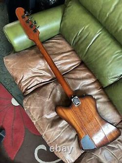 Epiphone Thunderbird Bass 2000 Year Cased