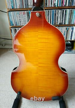 Epiphone Viola Bass Guitar vintage'Paul McCartney' short-scale bass