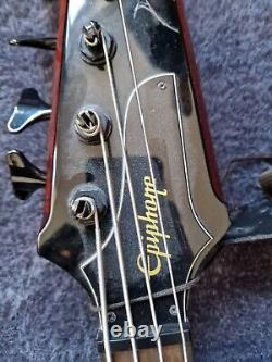 Epiphone thunderbird bass guitar With Hard Case