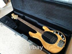 Ernie Ball Musicman Stingray 1996 With Hardcase