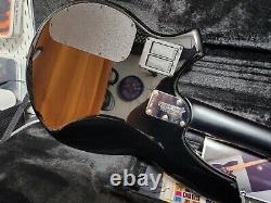 Ernis Ball Music Man Bongo 4 HS Black (2019) Near Mint Condition with Hard Case