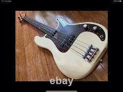 Fender 62 Reissue Precision Bass high quality japanese made, 2002