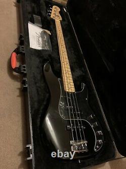 Fender American Deluxe Precision Bass