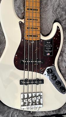 Fender American Ultra Jazz Bass V 5-string Maple Arctic Pearl + Hard Case (USED)