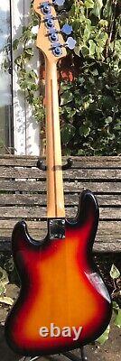 Fender Classic Series 60's Jazz Bass Sunburst