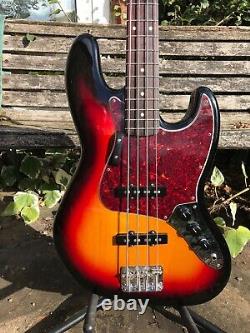 Fender Classic Series 60's Jazz Bass Sunburst