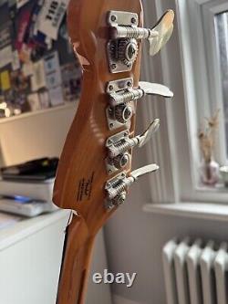 Fender Classic Vibe 70s Precision Bass Guitar