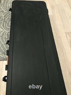Fender Deluxe Dimension USA American 4 string Bass Hard Case Etc