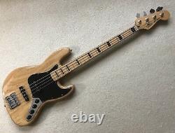 Fender Deluxe Jazz Bass Active/Passive. Maple rare black blocks & binding MIM