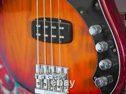 Fender Dimension Bass Cherry Burst Humbucker Bass