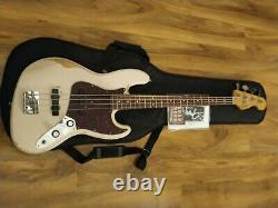 Fender Flea Signature Jazz Bass