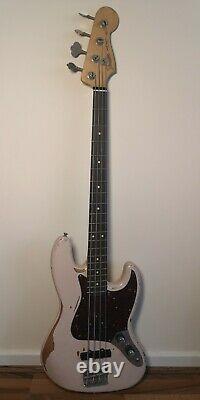 Fender Flea Signature Jazz Bass Excellent Condition withGig Bag & strap