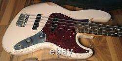 Fender Flea Signature Jazz Bass Excellent Condition withGig Bag & strap