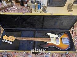 Fender Fretless Jazz Bass American Neck with Tweed Hard Case