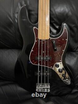 Fender Fretless Jazz Bass, Black, Tort Pickguard, Tug bar, Mods Available