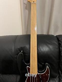 Fender Fretless Jazz Bass, Black, Tort Pickguard, Tug bar, Mods Available