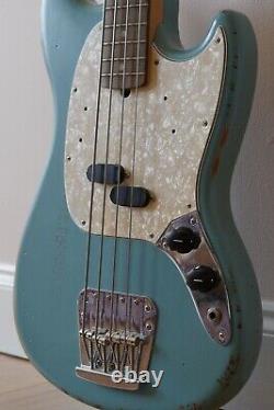 Fender JMJ Mustang Bass