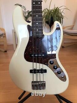 Fender Jazz Bass 1988/89 MIJ Vintage White, good condition, great sound and feel